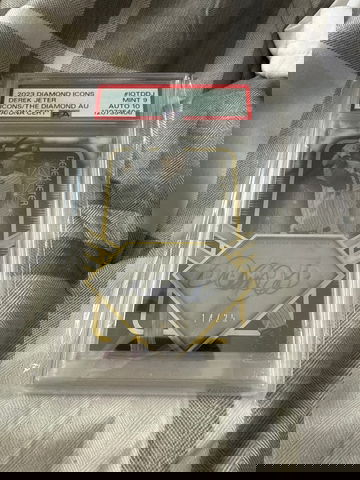2023 Diamond Icons Derek Jeter Icons/The Diamond AU PSA/DNA Cert