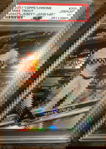 2017 TOPPS CHROME WHITE JERSEY SEPIA REFRACTOR MIKE TROUT PSA 10 GEM MINT