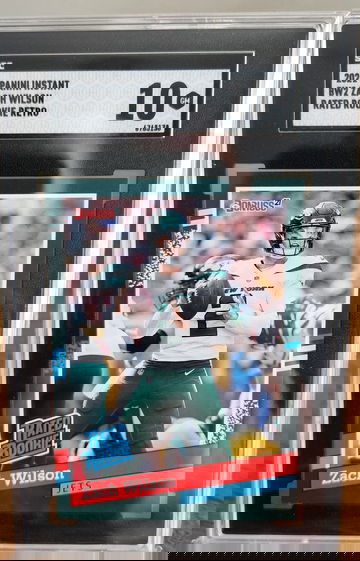 2021 Panini Instant Zach Wilson Retro Rated Rookie SP 1/2231 SGC 10