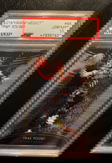 2018 Select Trae Young Concourse PSA 10