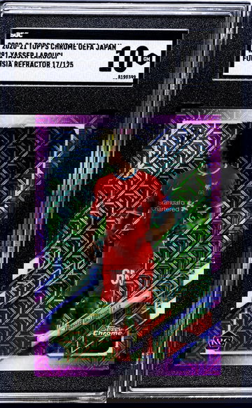 2020-21 Topps Chrome Uefa Japan #91 Yasser Larouci Fuchsia Refractor /125 SGC 10