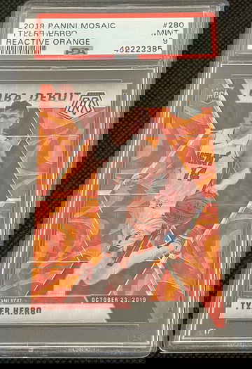 Tyler Herro 2019 Mosaic Debut Reactive Orange Prizm PSA 9