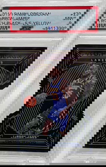 2019 Panini Obsidian LeBron James /10 Pitch Black-E/E Yellow PSA 9