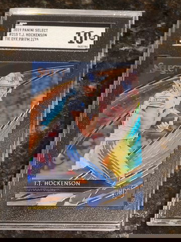 2019 TJ Hockenson Select Field Level Tie Dye PRIZM #/25 (SGC 10))