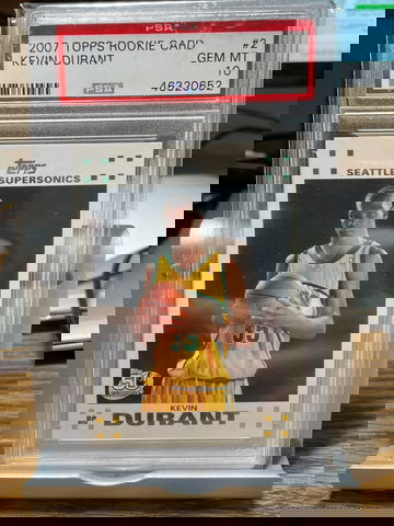 2007 Kevin Durant Topps Rookie Card PSA 10