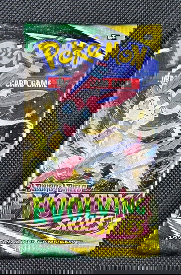 Pokemon Sword & Shield: Evolving Skies - Booster Pack [TCG 10 Cards]