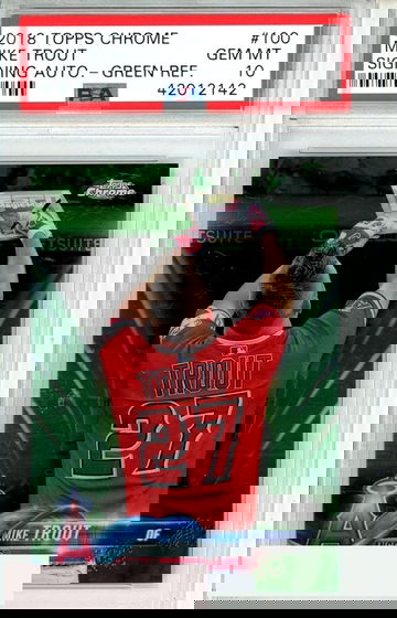 2018 TOPPS CHROME MIKE TROUT #100 SIGNING AUTO-GREEN REF  PSA 10 GEM MT