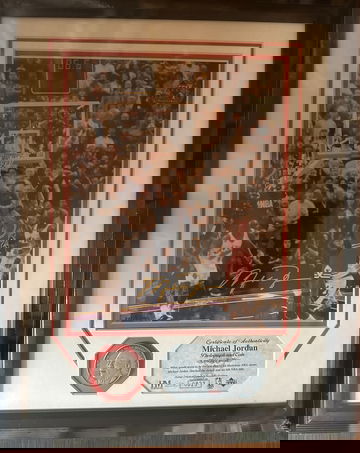 MICHAEL JORDAN LAST SHOT