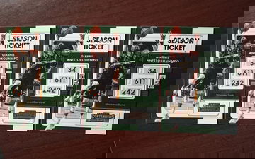 Giannis 2022 Panini Season Ticket (3)