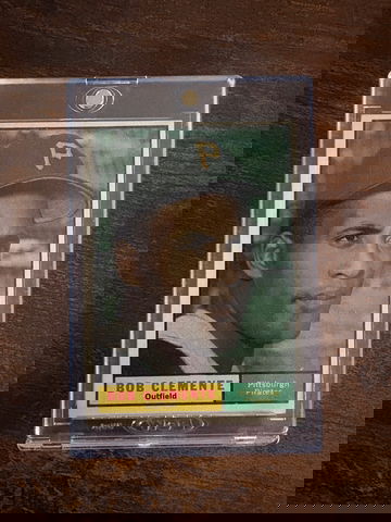 1961 Topps Roberto Clemente #388