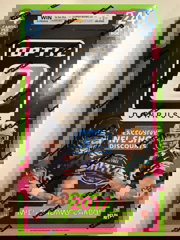 2017 Donruss Optic Football Retail Box Mahomes RC?