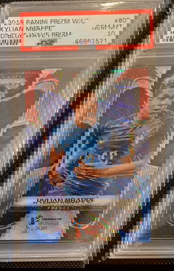 2018 Panini Prizm World Cup Kylian MBappe PSA 10 Red Blue Wave