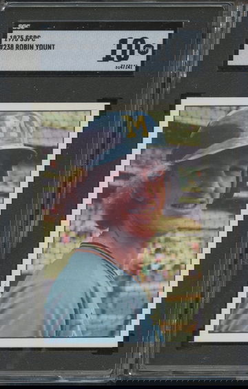 1975 SSPC #238 Robin Yount Milwaukee Brewers SGC 10 Gem Mintnt