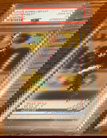 2019 Topps Update Austin Riley SP Rookie Jumping Variation PSA 10