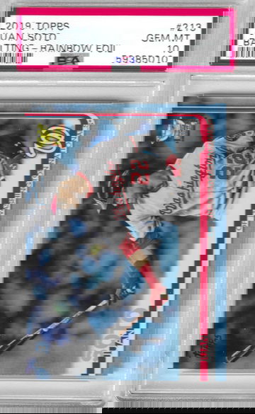 2019 Topps Juan Soto Batting - Rainbow Foil PSA 10