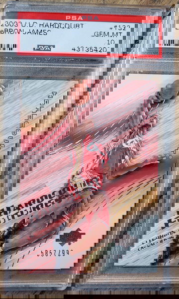 2003 Upper Deck Hardcourt /799 Lebron James PSA 10