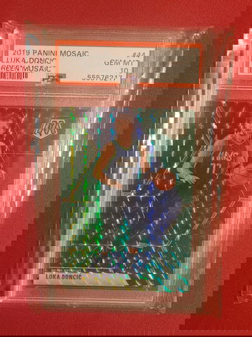 2019 Panini Mosaic Luka Doncic Green Mosaic Dallas Mavericks