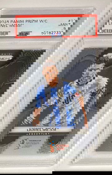 2018 Panini Prizm World Cup #1 Lionel Messi PSA 9 Mint