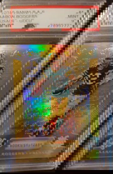 2016 Crusade Aaron Rodgers gold refractor prizm /25 PSA 9