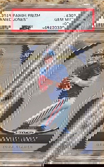 2019 Panini Prizm Football #302 Daniel Jones Rookie RC PSA 10 GEM MINT