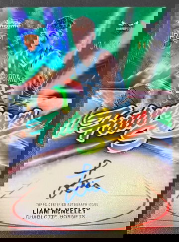 2025-26 Topps Chrome Liam McNeeley RC Future Stars Green /99 *On Card Auto* I