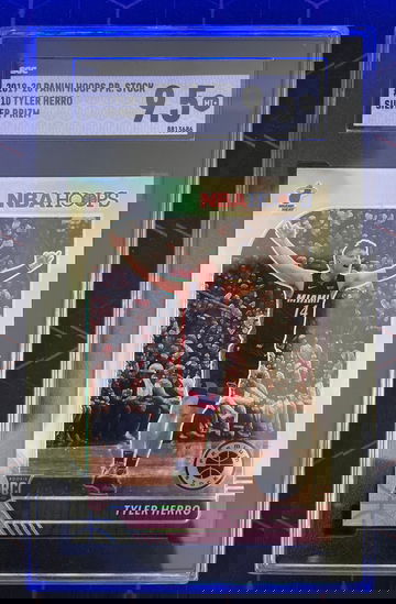 2019-20 Panini Hoops PR Stock #210 Tyler Hero Silver Prizm