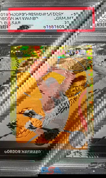 2019 Hoops Premium Gordon Hayward Gold Pulsar Prizm PSA 10 #9