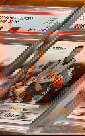 Stephen Curry Prestige #207 Rookie PSA 9