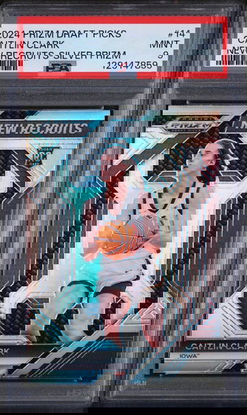 2024 Panini Prizm Draft Picks New Recruits Silver Prizm Caitlin Clark #14 PSA 9