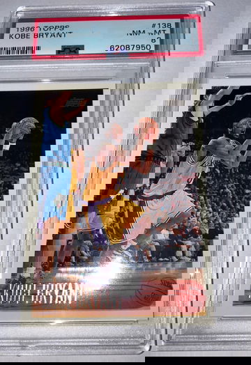 1996 Topps Kobe Bryant psa 8