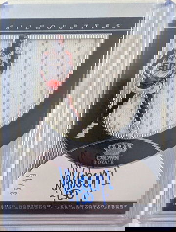 David Robinson 2018-19 Panini Crown Royale Silhouettes Auto/Jersey