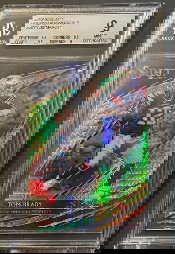 2019 Field Level Dragon Scale Tom Brady #/88 