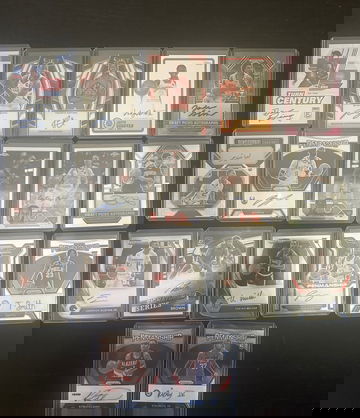 BASKETBALL AUTO LOT 17