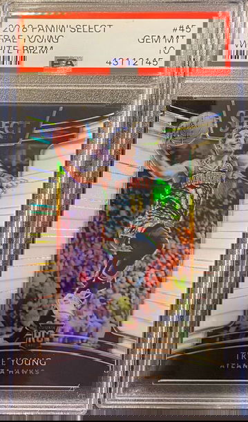 2018 Select Trae Young White Prizm #’d / 149 PSA 10 - Super low pop 