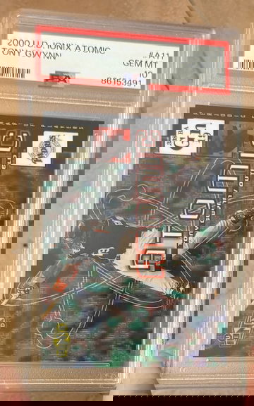 2000 Upper Deck Ionix Atomic Tony Gwynn PSA 10