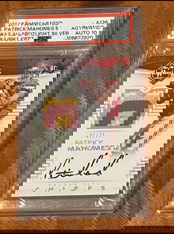 2017 Panini Limited Patrick Mahomes Spotlight Silver 3CLR Patch Auto PSA Auth / 10 AUTO