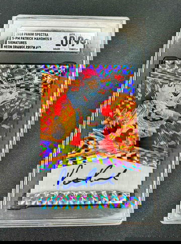 2018 Patrick Mahomes Panini Spectra Orange Prizm Neon Signatures Auto 4/5 SGC 9 10 SP Autograph