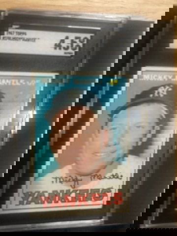 1967 TOPPS MICKEY MANTLE #150 SGC 4.5