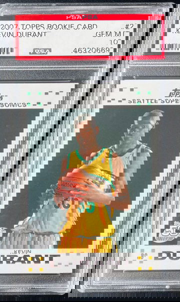 2007 Topps Kevin Durant PSA 10 ***very small crack on front bottom right corner of case***