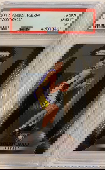2017-18 Panini Prizm Base Rookie Lonzo Ball