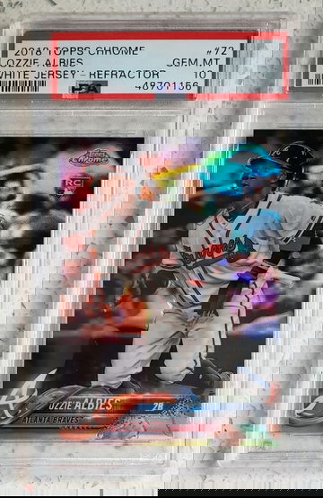 2018 Topps Chrome Refractor Ozzie Albies Rookie RC PSA 10