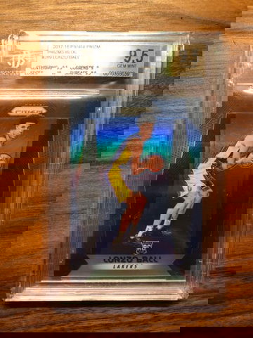 2017-18 Panini Prizms Blue Lonzo Ball BGS 9.5 /199 LOW POP