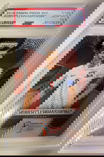 2018 Panini Prizm Robert Lewandowski PSA 10