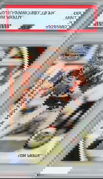 2010 PANINI GRIDIRON GEAR TOM BRADY #88 NEW ENGLAND PATRIOTS PSA 9 MINT