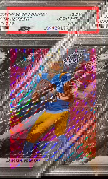 2020 Mosaic Justin Herbert #204 Camo Pink PSA 10