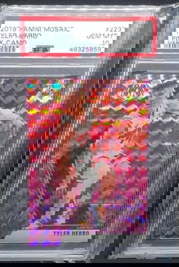 2019 Mosaic Tyler Herro Pink Camo PSA 10