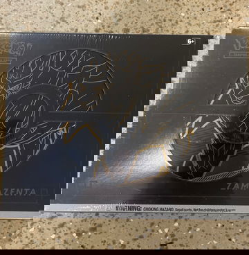 Pokémon ETB Zamazenta