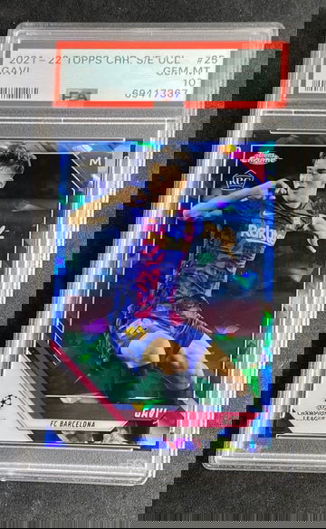 2021-2022 Topps Chrome Sapphire Edition UEFA Champions League 25 Gavi PSA 10