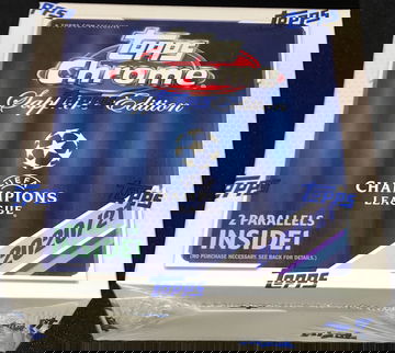 2020-21 Topps Chrome Sapphire Edition UEFA Champions League Soccer box