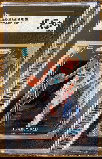 2020 Prizm LaMelo Ball RC SGC 9.5